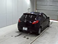 Mazda DEMIO лот № 9305 оценка 3.5  с аукциона в Японии 4