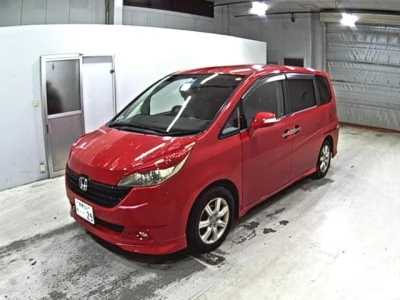 Honda STEP WAGON  с аукциона в Японии