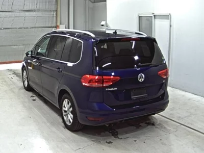 Volkswagen GOLF TOURAN