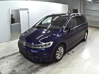 Volkswagen GOLF TOURAN