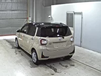 Toyota PASSO лот № 3083 оценка 4.5  с аукциона в Японии 1