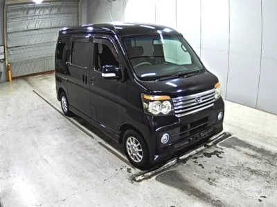 Daihatsu Atrai Wagon  с аукциона в Японии