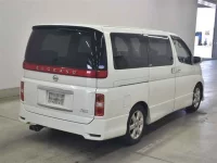 Nissan ELGRAND лот № 25177 оценка R  с аукциона в Японии 4