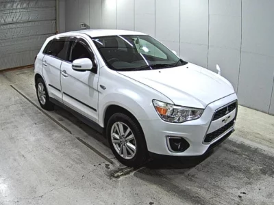 Mitsubishi RVR