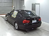 BMW 3-Series лот № 2241 оценка 3.5  с аукциона в Японии 1