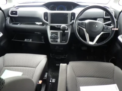 Mitsubishi DELICA D2