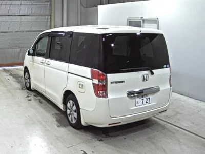 Honda STEP WAGON