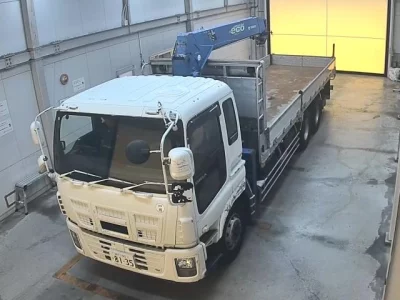 Isuzu TRUCK  с аукциона в Японии
