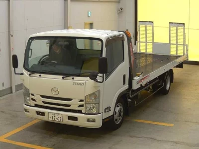 Mazda TITAN  с аукциона в Японии