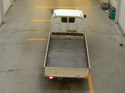 Toyota DYNA  с аукциона в Японии