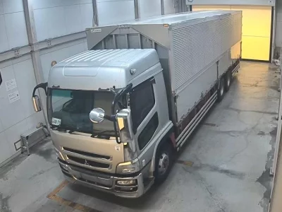 Mitsubishi FUSO TRUCK  с аукциона в Японии
