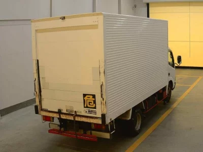 Hino DUTRO  с аукциона в Японии