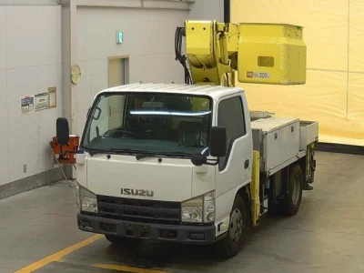 Isuzu ELF