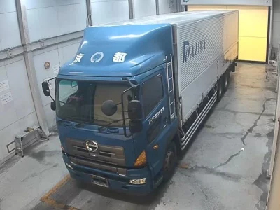 Hino TRUCK
