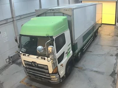 Hino TRUCK