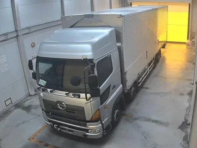 Hino TRUCK