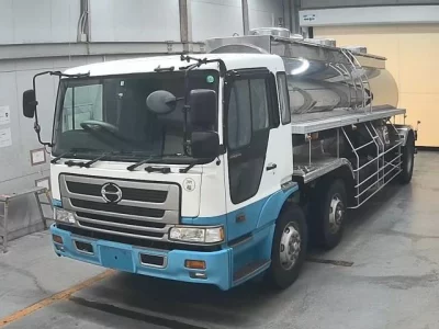 Hino TRUCK