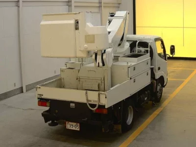 Toyota DYNA  с аукциона в Японии