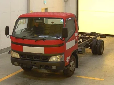 Toyota DYNA  с аукциона в Японии