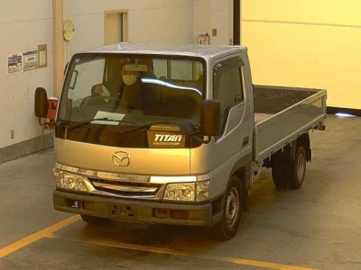 Mazda TITAN  с аукциона в Японии