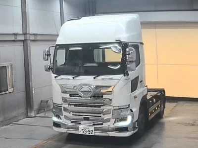 Hino TRUCK