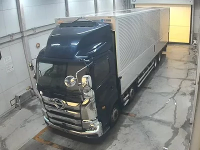 Hino TRUCK