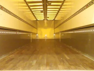 Mitsubishi FUSO TRUCK  с аукциона в Японии