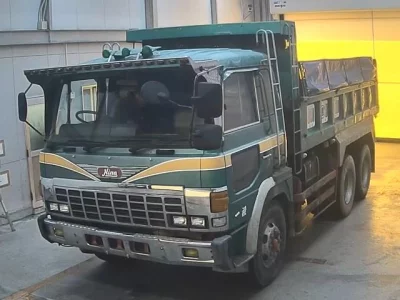 Hino TRUCK