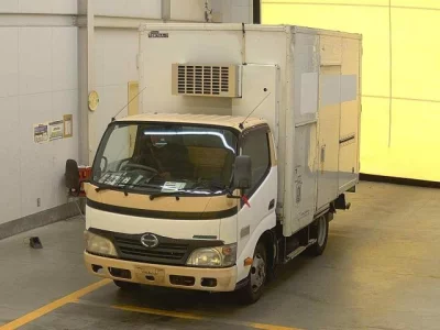 Hino DUTRO  с аукциона в Японии