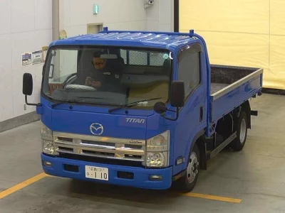 Mazda TITAN  с аукциона в Японии