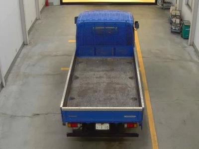 Mazda TITAN  с аукциона в Японии