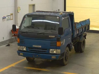 Mazda TITAN  с аукциона в Японии