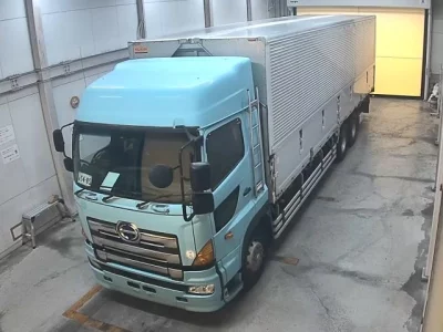 Hino TRUCK