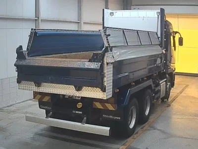 Mitsubishi FUSO TRUCK  с аукциона в Японии