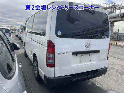 Toyota HiAce Van