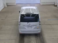 Nissan SERENA лот № 2101 оценка 3.5  с аукциона в Японии 2