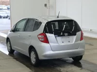 Honda FIT лот № 2236 оценка 4.5  с аукциона в Японии 1