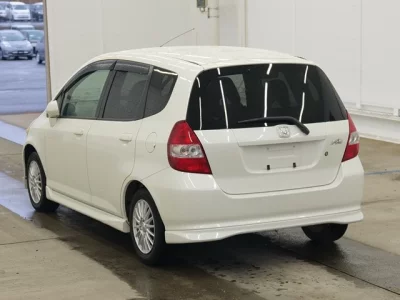 Honda FIT  с аукциона в Японии