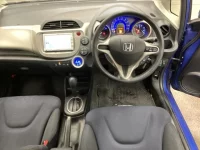 Honda FIT лот № 2283 оценка 3  с аукциона в Японии 4
