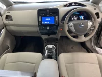 Nissan LEAF лот № 2096 оценка RA  с аукциона в Японии 4