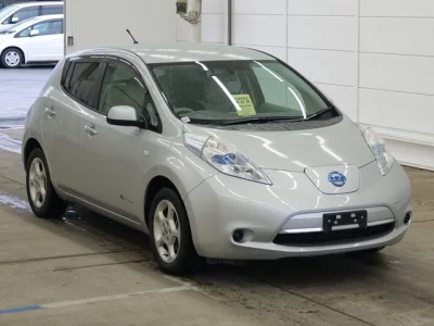 Nissan LEAF  с аукциона в Японии
