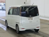 Nissan ROOX лот № 2112 оценка 3.5  с аукциона в Японии 1