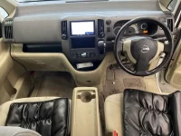 Nissan SERENA лот № 2054 оценка 3.5  с аукциона в Японии 4