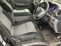 Nissan CARAVAN VAN лот № 2187 оценка RB  с аукциона в Японии 3