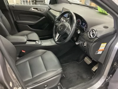 Mercedes-Benz B CLASS