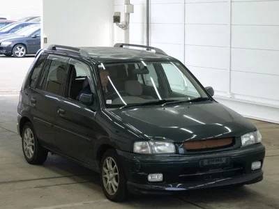 Mazda DEMIO  с аукциона в Японии