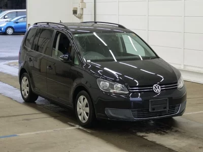 Volkswagen GOLF TOURAN