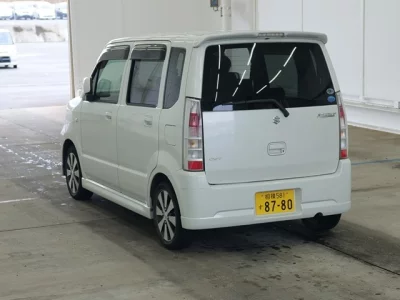 Suzuki WAGON R  с аукциона в Японии