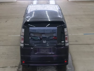 Honda STEP WAGON  с аукциона в Японии