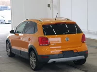 Volkswagen CROSS POLO лот № 2072 оценка 3.5  с аукциона в Японии 1
